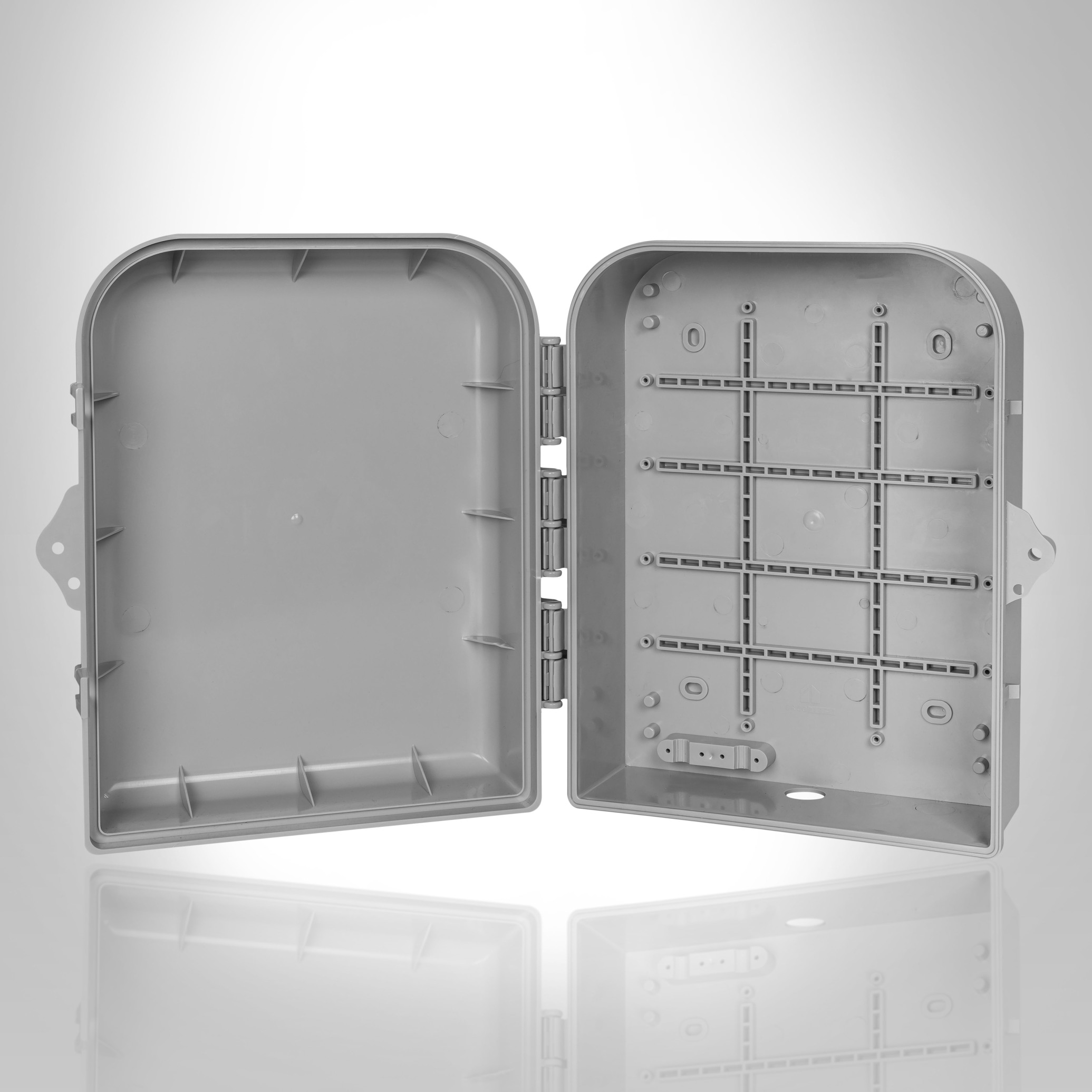 تابلو برق ای باکس e-box سایز 35*25 سانتی متر
